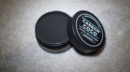CARBON COCO - средство для отбеливания зубов в домашних условиях